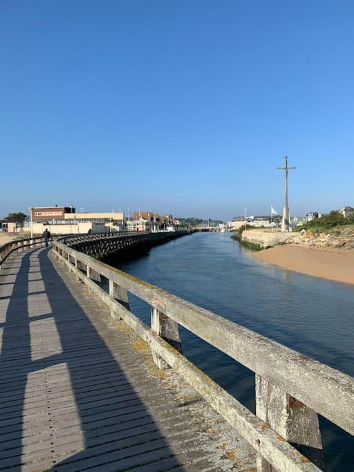 Studio - Balcon - Bord De Mer Courseulles-sur-Mer Zewnętrze zdjęcie