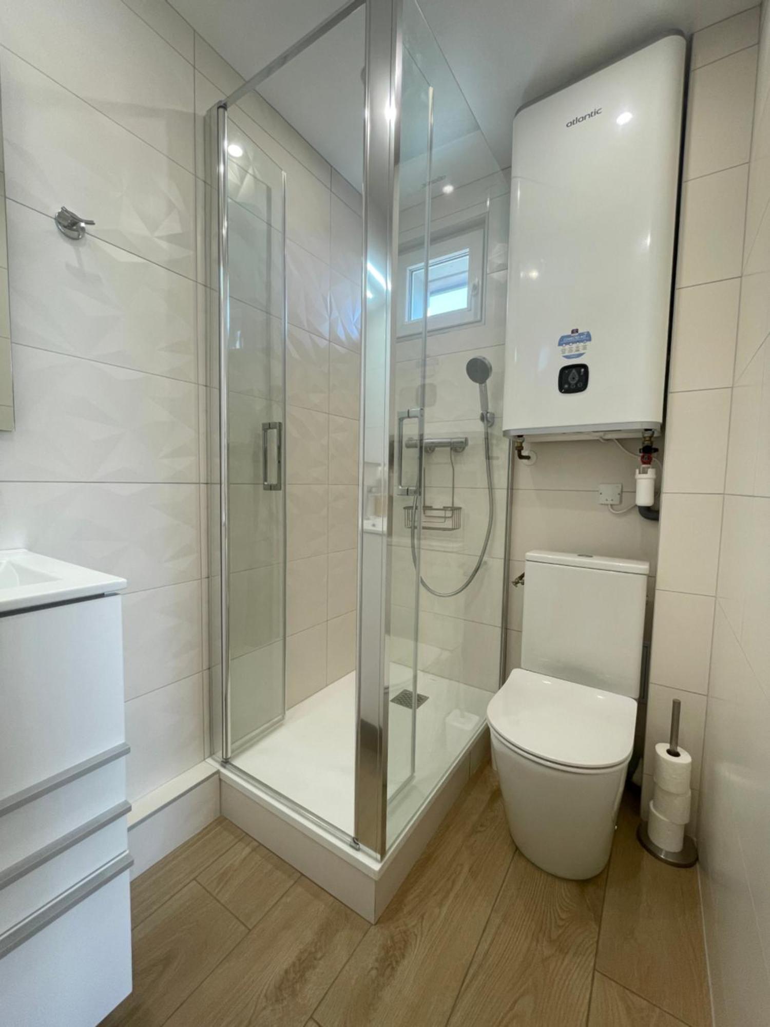 Studio - Balcon - Bord De Mer Courseulles-sur-Mer Zewnętrze zdjęcie